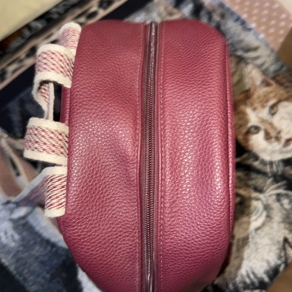 🌼Jewell by Thirty One Elegant Burgundy Leather Backpack